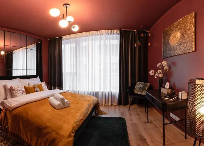 Chill In Oriental Splendour Apartment Prag